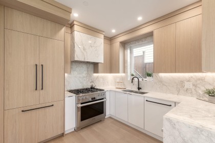 Photo 8 at 1 - 3536 W 14th Avenue, Kitsilano, Vancouver West