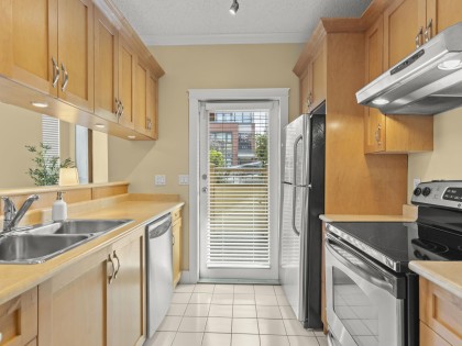 Photo 19 at 103 - 1100 W 7th Avenue, Fairview VW, Vancouver West