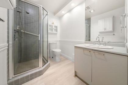 Photo 28 at 101 - 2408 Haywood Avenue, Dundarave, West Vancouver