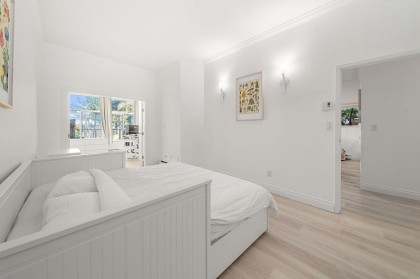 Photo 20 at 101 - 2408 Haywood Avenue, Dundarave, West Vancouver