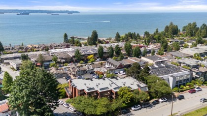 Photo 34 at 101 - 2408 Haywood Avenue, Dundarave, West Vancouver