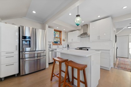 Photo 6 at 1073 Clyde Avenue, Sentinel Hill, West Vancouver