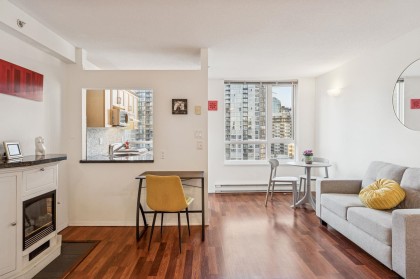 Photo 6 at 1202 - 1188 Richards Street, Yaletown, Vancouver West