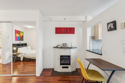 Photo 5 at 1202 - 1188 Richards Street, Yaletown, Vancouver West