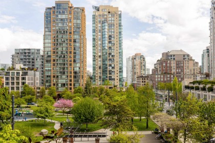 Photo 25 at 1202 - 1188 Richards Street, Yaletown, Vancouver West