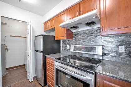 Photo 11 at 12 - 1328 W 73rd Avenue, Marpole, Vancouver West