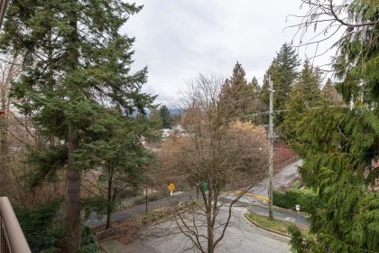 Photo 22 at 504 - 2059 Chesterfield Avenue, Central Lonsdale, North Vancouver