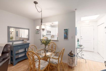 Photo 8 at 504 - 2059 Chesterfield Avenue, Central Lonsdale, North Vancouver