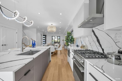 Photo 6 at 1 - 1722 W 68th Avenue, S.W. Marine, Vancouver West