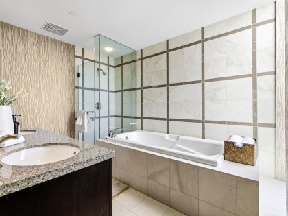 Photo 13 at 4302 - 1408 Strathmore Mews, Yaletown, Vancouver West