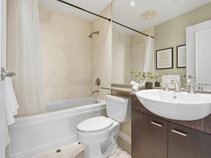 Photo 17 at 4302 - 1408 Strathmore Mews, Yaletown, Vancouver West