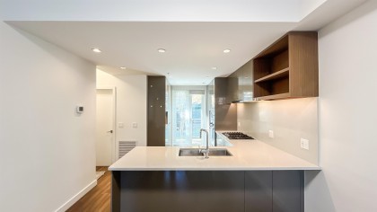 Photo 3 at 27 - 388 W 64th Avenue, Marpole, Vancouver West
