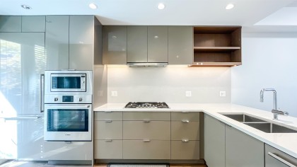 Photo 9 at 27 - 388 W 64th Avenue, Marpole, Vancouver West