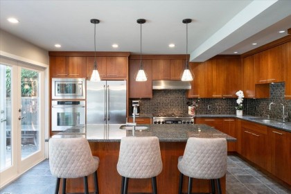 Photo 3 at 2864 Bushnell Place, Westlynn Terrace, North Vancouver