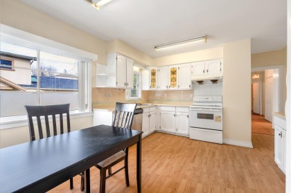 Photo 10 at 1441 W 49th Avenue, South Granville, Vancouver West