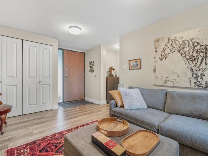 Photo 23 at 521 - 666 Leg In Boot Square, False Creek, Vancouver West