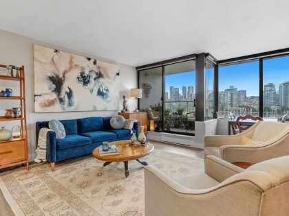 Photo 6 at 521 - 666 Leg In Boot Square, False Creek, Vancouver West