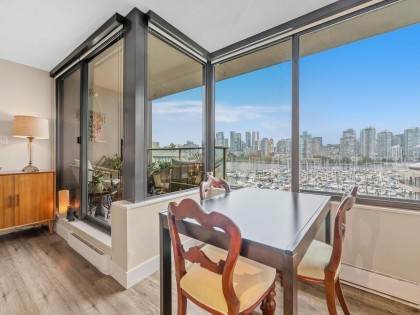 Photo 16 at 521 - 666 Leg In Boot Square, False Creek, Vancouver West