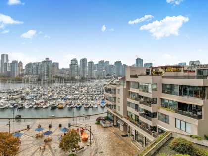 Photo 20 at 521 - 666 Leg In Boot Square, False Creek, Vancouver West