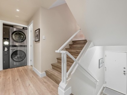 Photo 24 at 521 - 666 Leg In Boot Square, False Creek, Vancouver West