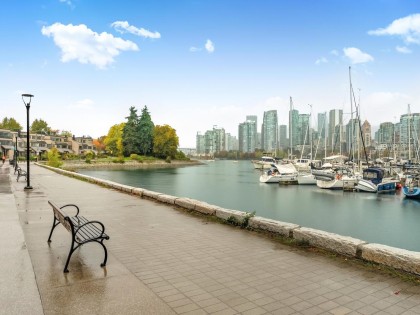 Photo 34 at 521 - 666 Leg In Boot Square, False Creek, Vancouver West