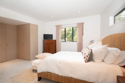 Photo 24 at 1930 Panorama Drive, Deep Cove, North Vancouver