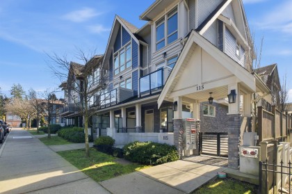 Photo 1 at 1 - 115 W Queens Road, Upper Lonsdale, North Vancouver