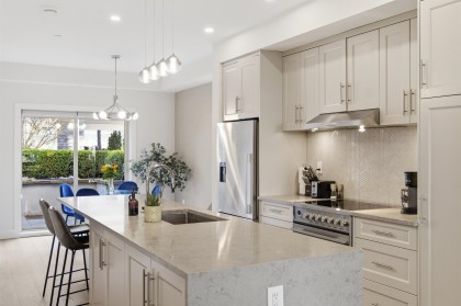 Photo 9 at 1 - 115 W Queens Road, Upper Lonsdale, North Vancouver