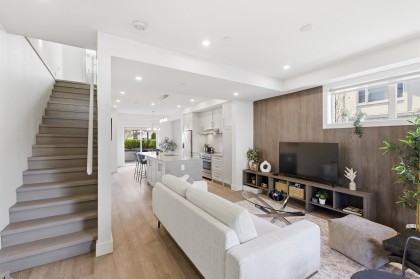 Photo 14 at 1 - 115 W Queens Road, Upper Lonsdale, North Vancouver