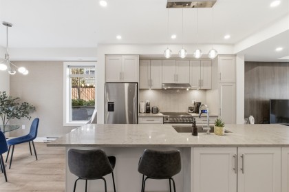 Photo 8 at 1 - 115 W Queens Road, Upper Lonsdale, North Vancouver