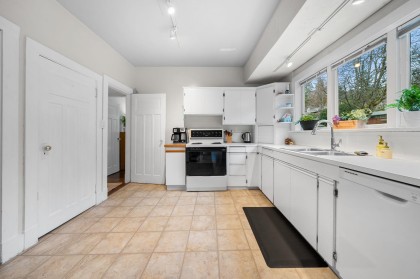 Photo 13 at 163 E Kings Road, Upper Lonsdale, North Vancouver