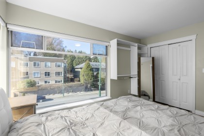 Photo 15 at 999 W 20th Avenue, Cambie, Vancouver West