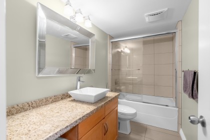 Photo 11 at 999 W 20th Avenue, Cambie, Vancouver West