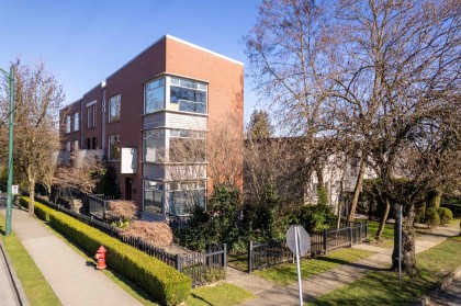 Photo 19 at 999 W 20th Avenue, Cambie, Vancouver West