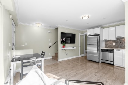 Photo 4 at 999 W 20th Avenue, Cambie, Vancouver West