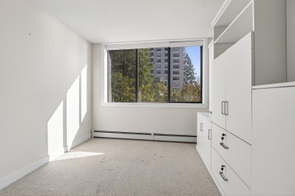 Photo 24 at 203 - 2090 Argyle Avenue, Dundarave, West Vancouver