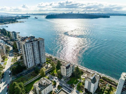 Photo 35 at 203 - 2090 Argyle Avenue, Dundarave, West Vancouver