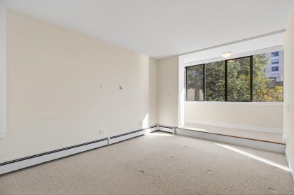 Photo 29 at 203 - 2090 Argyle Avenue, Dundarave, West Vancouver