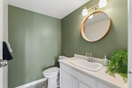 Photo 18 at 211 - 1385 Draycott Road, Lynn Valley, North Vancouver