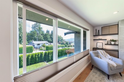 Photo 5 at 949 Hartford Place, Windsor Park NV, North Vancouver