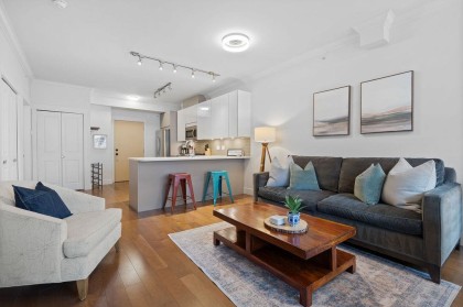 Photo 1 at 403 - 857 W 15th Street, Mosquito Creek, North Vancouver