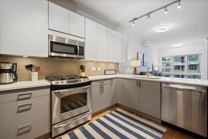 Photo 9 at 403 - 857 W 15th Street, Mosquito Creek, North Vancouver