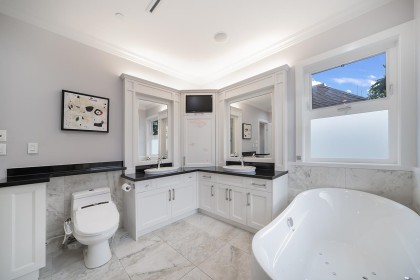 Photo 16 at 1420 W 53rd Avenue, South Granville, Vancouver West