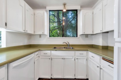 Photo 12 at 201 - 845 Chilco Street, West End VW, Vancouver West