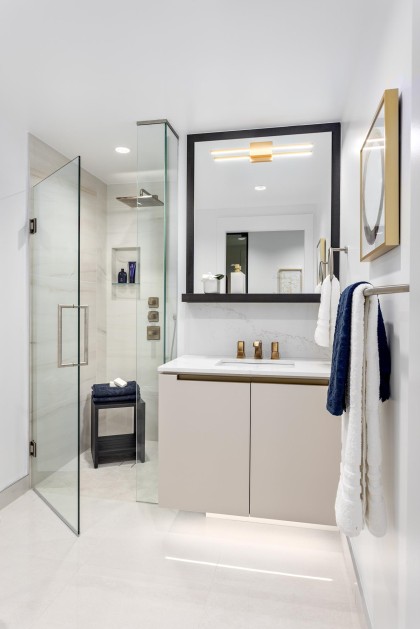 Photo 13 at 402 - 2323 Fir Street, Fairview VW, Vancouver West