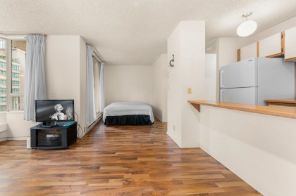 Photo 4 at 307 - 1330 Hornby Street, Downtown VW, Vancouver West