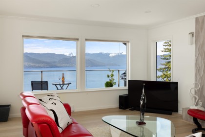 Photo 5 at 250 Kelvin Grove Way, Lions Bay, West Vancouver