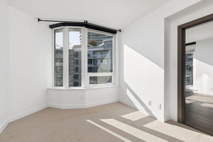 Photo 14 at 1751 - 38 Smithe Street, Downtown VW, Vancouver West