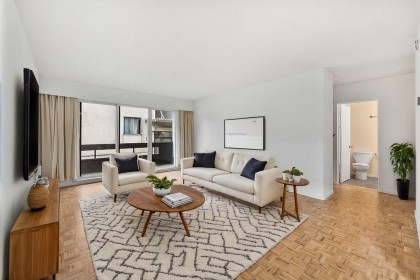 Photo 1 at 305 - 2025 W 2nd Avenue, Kitsilano, Vancouver West