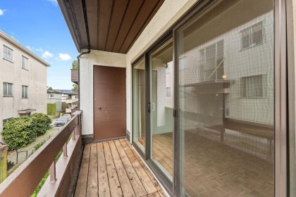 Photo 18 at 305 - 2025 W 2nd Avenue, Kitsilano, Vancouver West